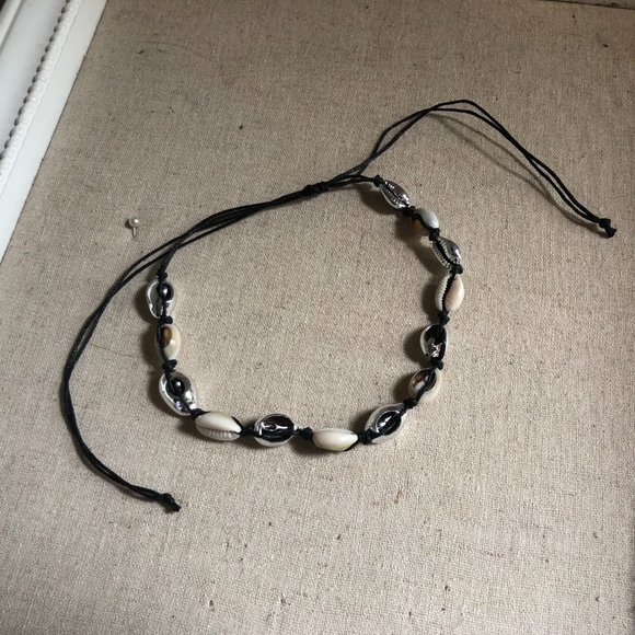 ASOS Retro 90s Paua Abalone shell Choker necklace - Picture 7 of 7